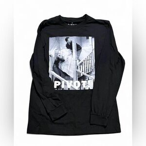 Ripple Junction Black 'Pivot' Graphic Long Sleeve Shirt